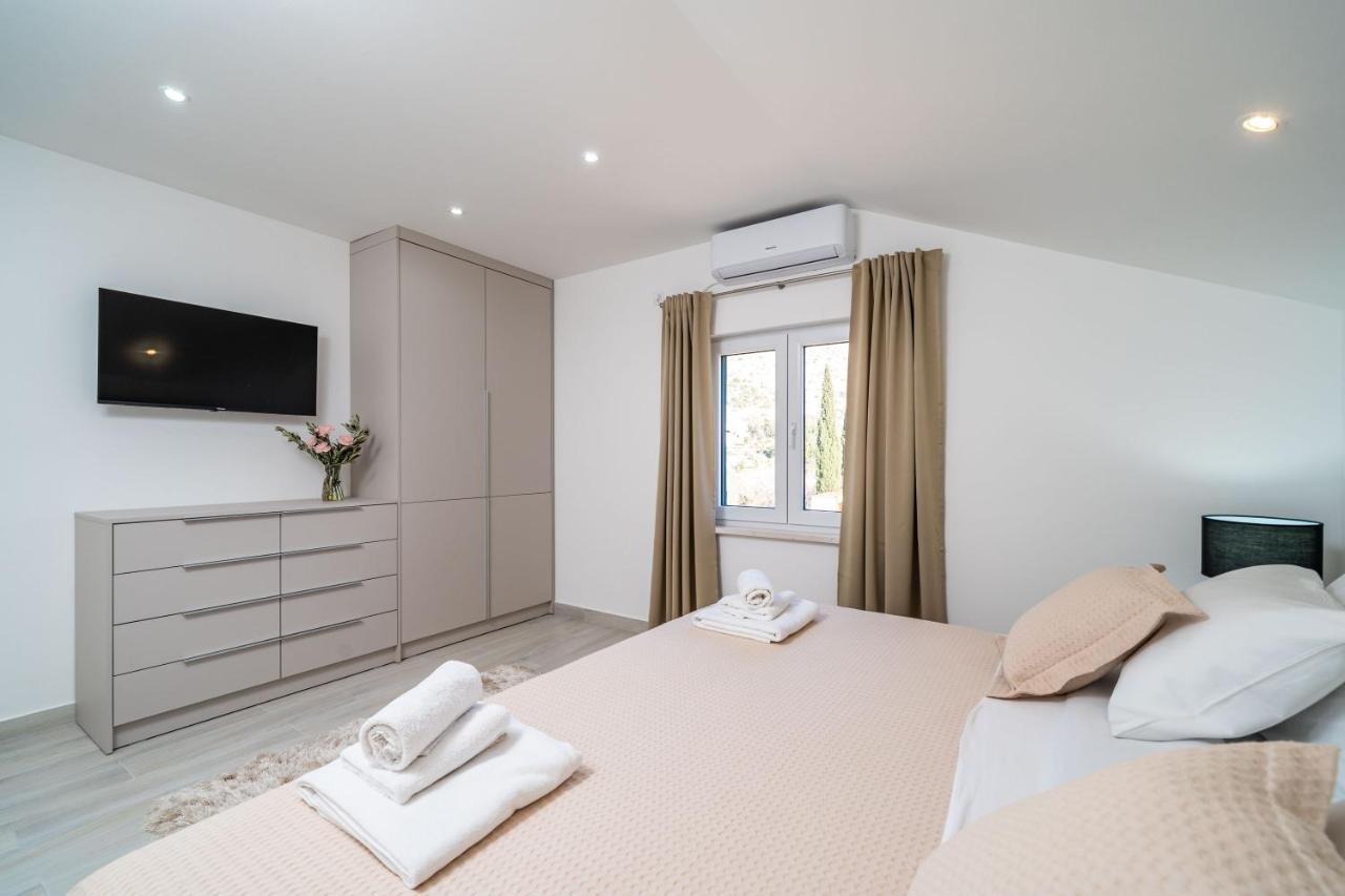 Petmat - With Private Pool And 6 Bedrooms Dubrovnik