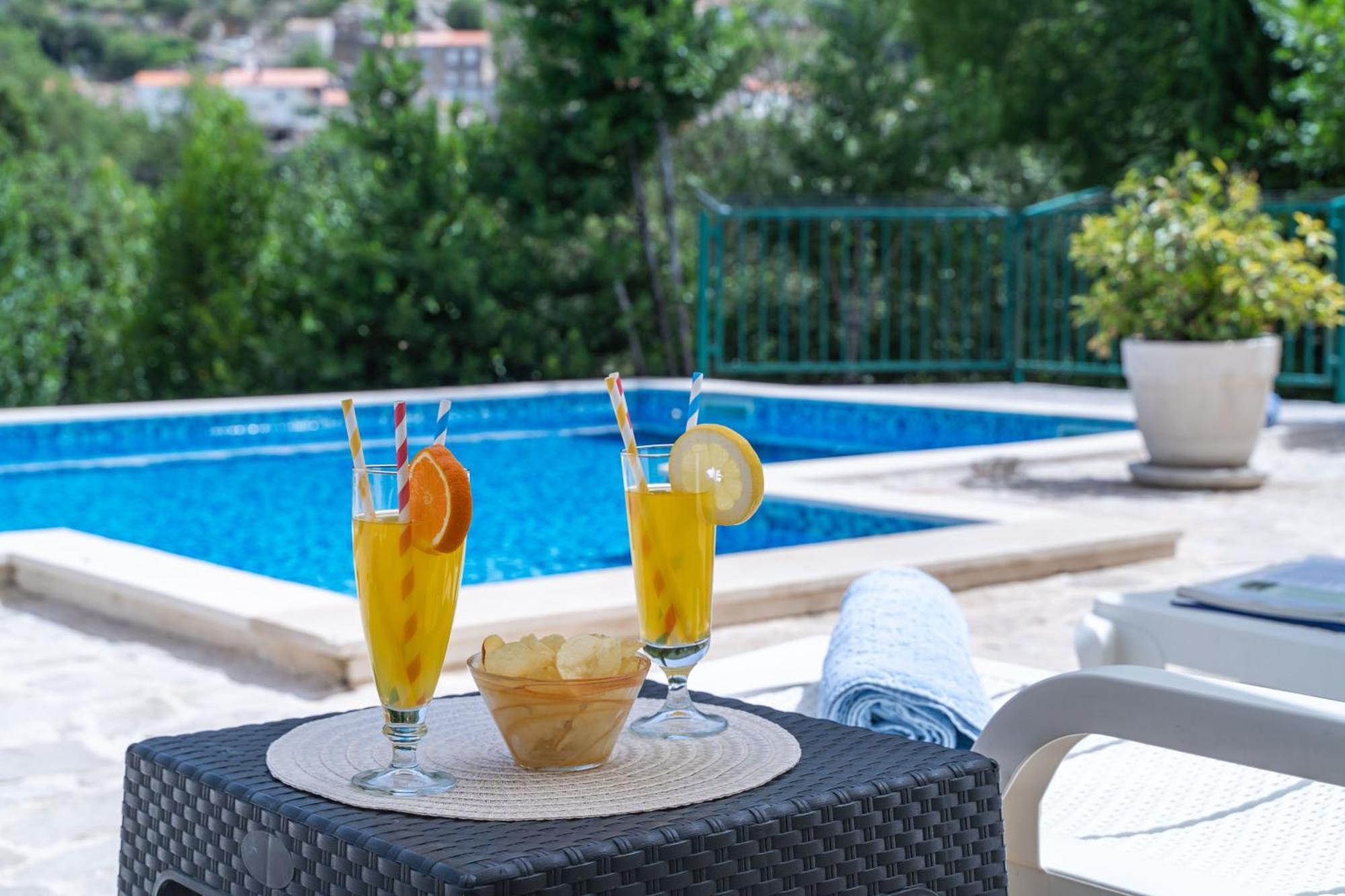 Petmat - With Private Pool And 6 Bedrooms Dubrovnik