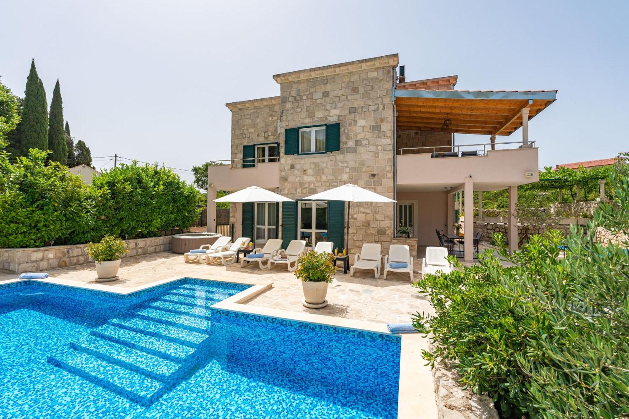 Petmat - With Private Pool And 6 Bedrooms Dubrovnik