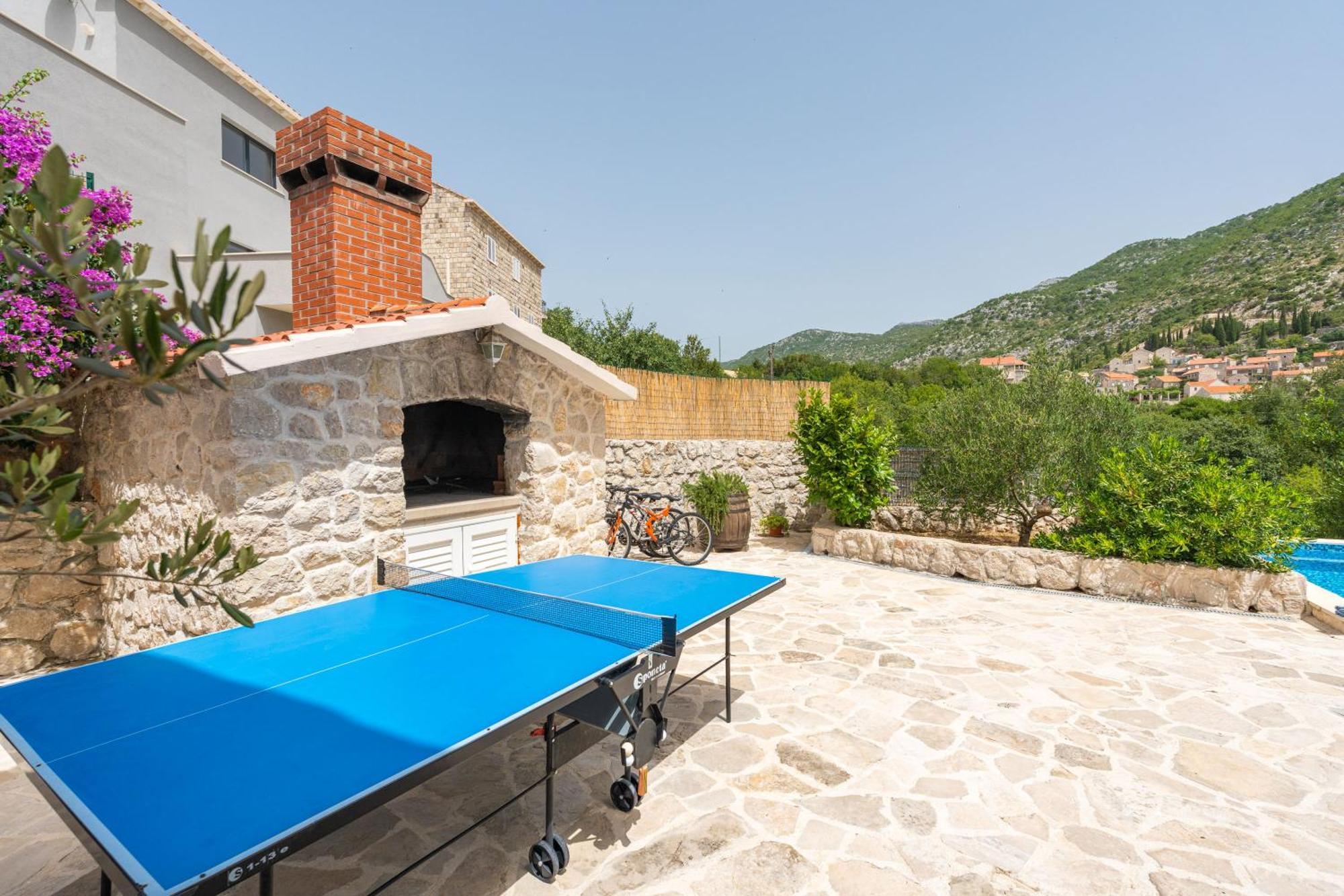 Petmat - With Private Pool And 6 Bedrooms Pousada Dubrovnik