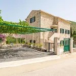 Villa Petmat - With Private Pool And 6 Bedrooms