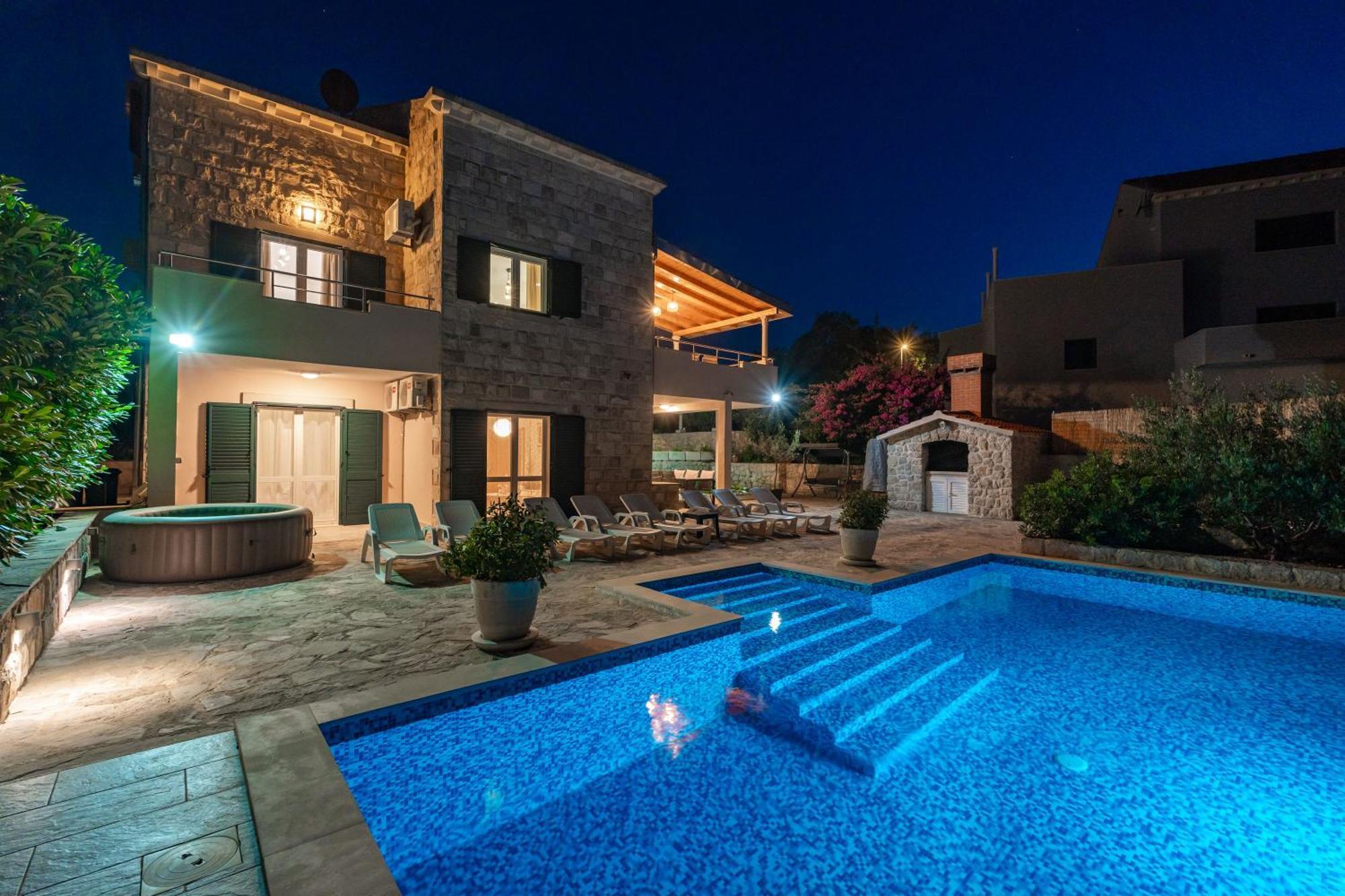 Petmat - With Private Pool And 6 Bedrooms Villa Dubrovnik